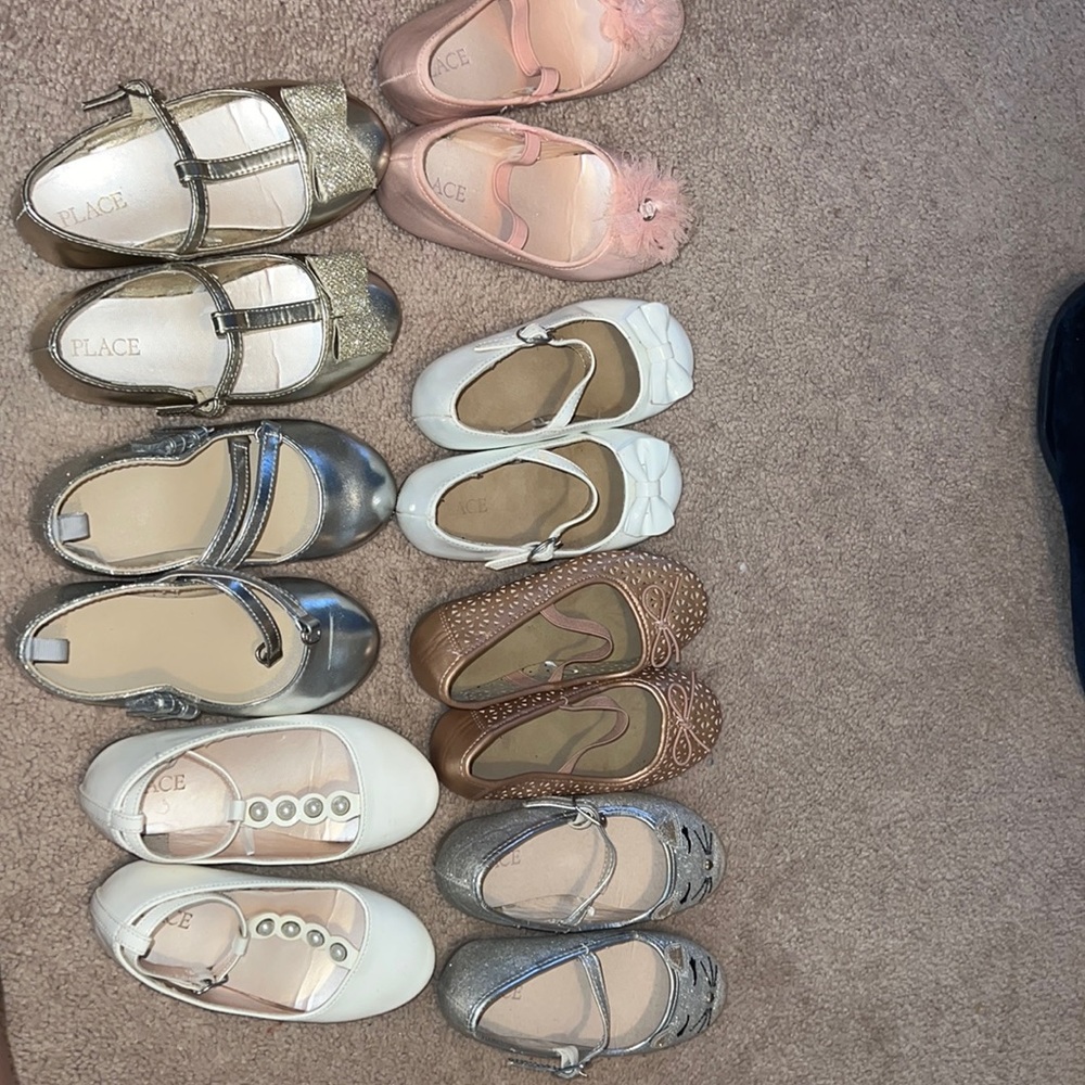 Place girl shoes